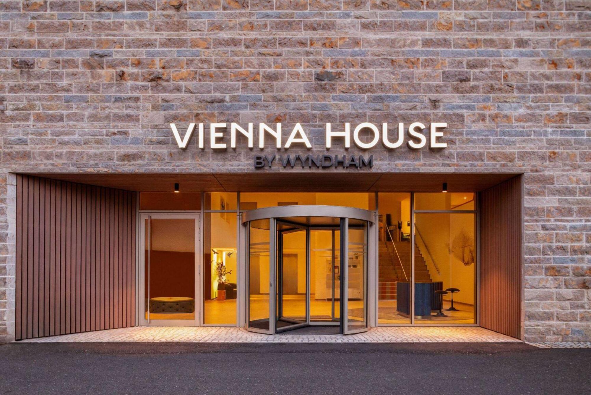 Vienna House By Wyndham Mq Kronberg Kronberg im Taunus Bagian luar foto